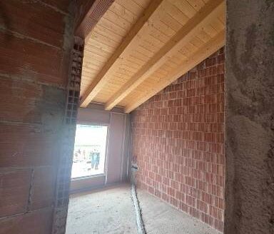 NUOVE PORZIONI CON AMPIO SCOPERTO PRIVATO